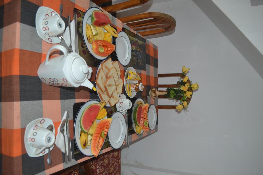 Hansi Villa Bentota Buitenkant foto