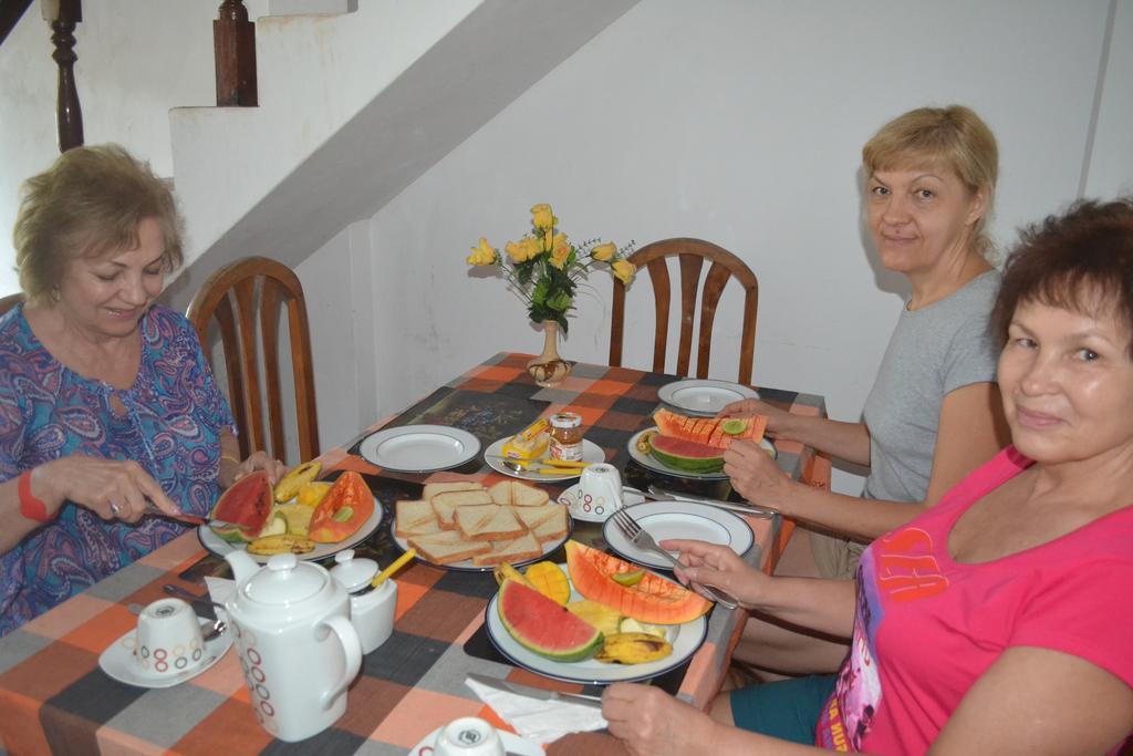 Hansi Villa Bentota Buitenkant foto